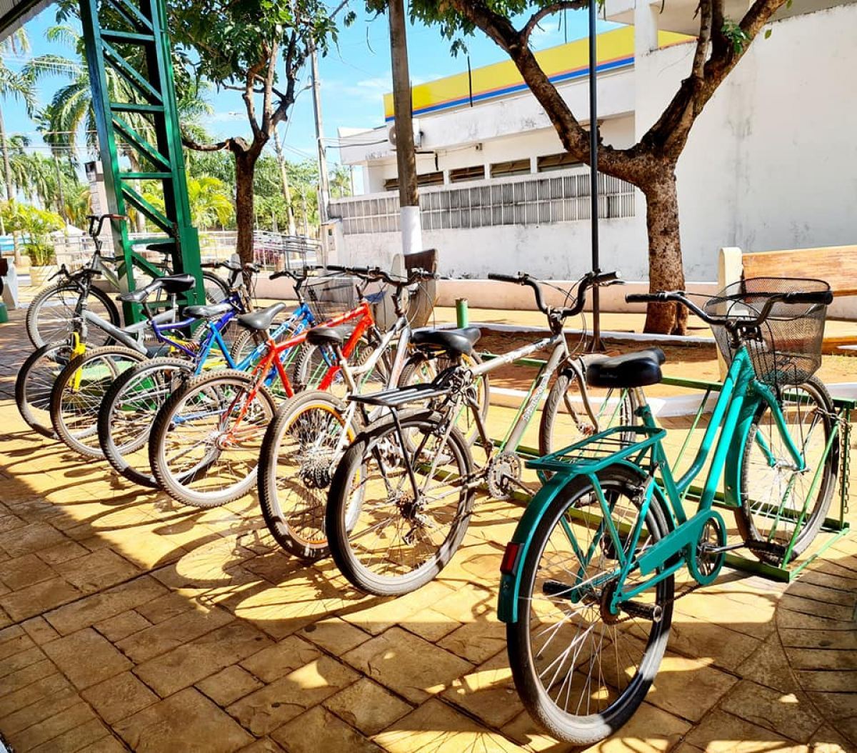 Prefeitura Municipal instala bicicletário na Rodoviária Municipal